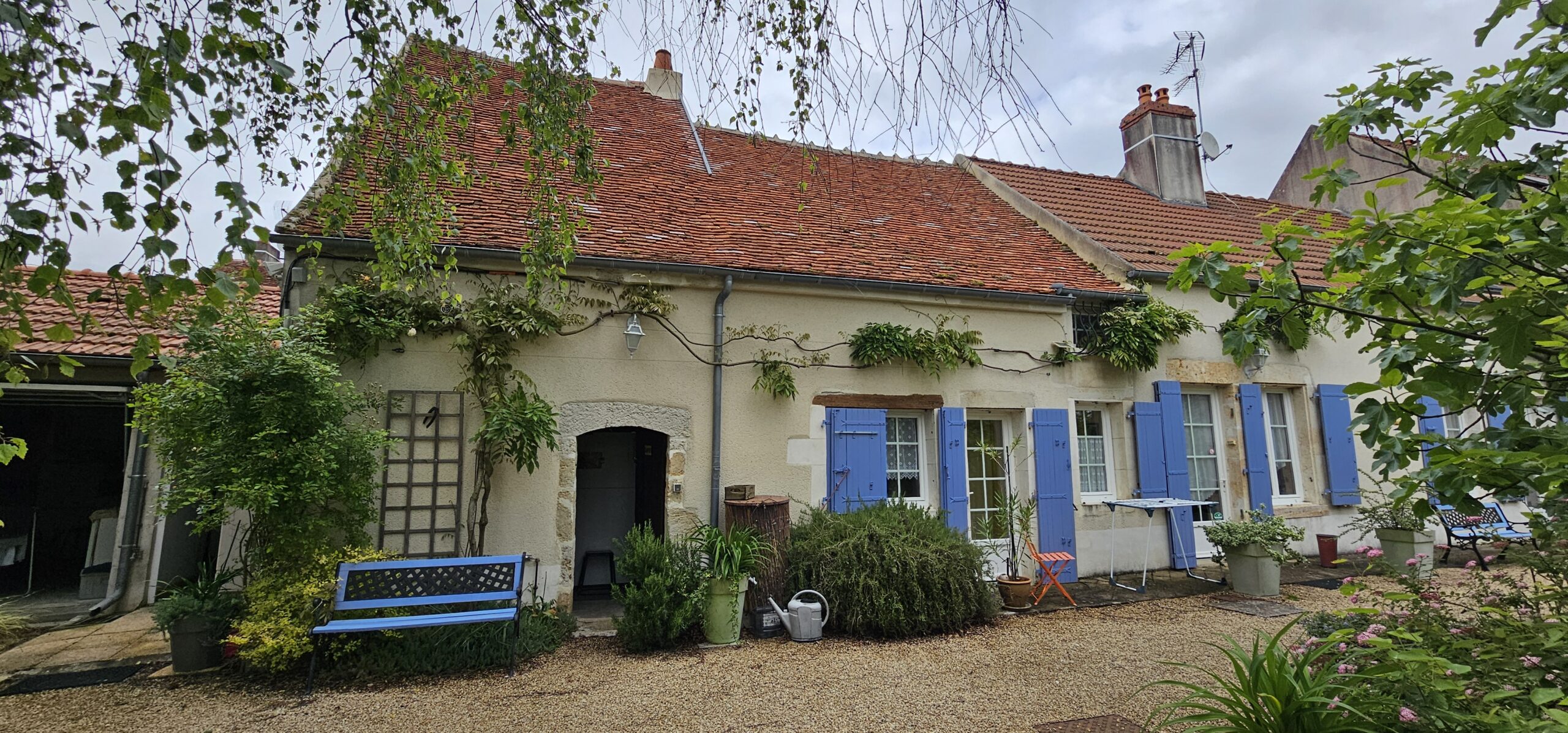 BELLE PROPRIETE PROCHE VARZY