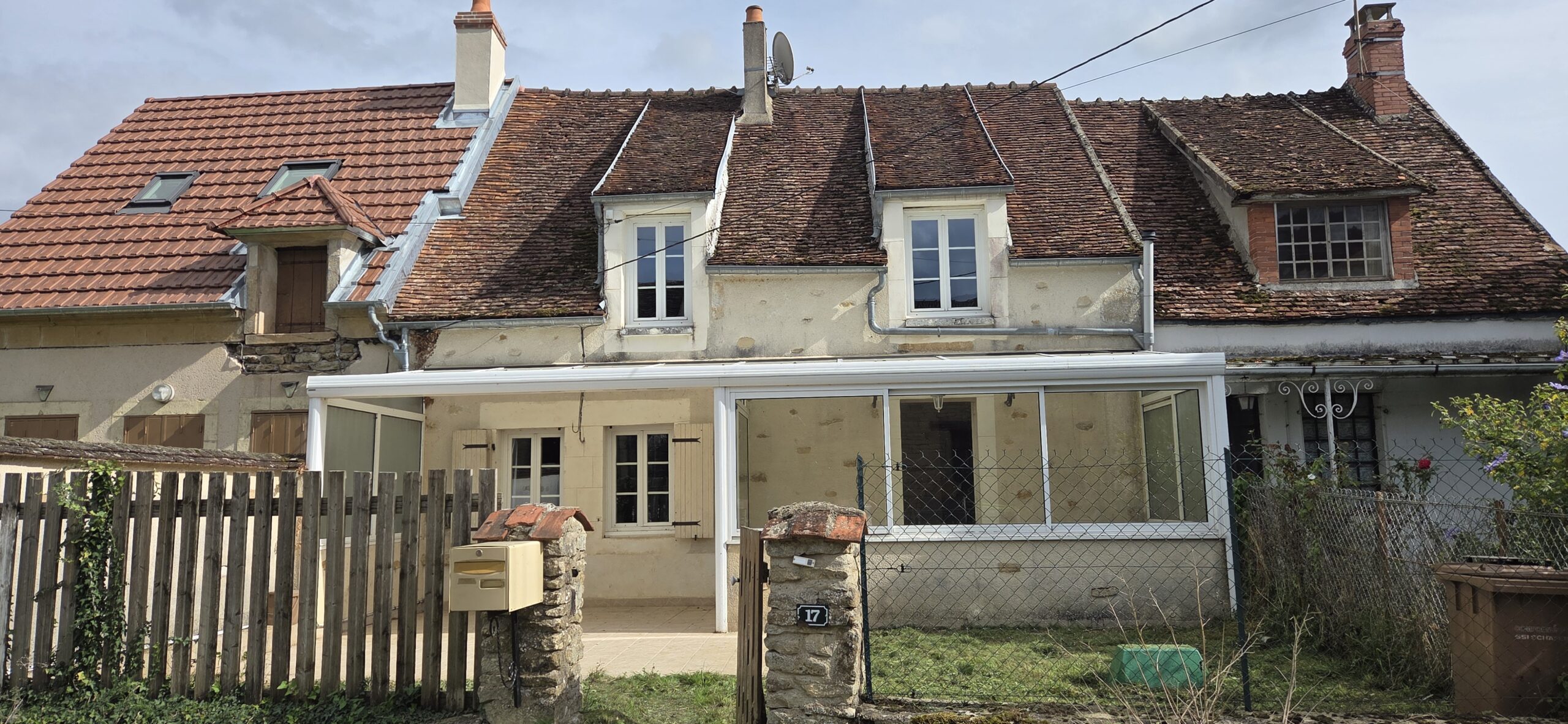 Propriétaire à la campagne, maison habitable de suite